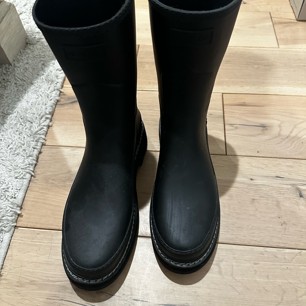 Hunter Women’s Refined Stitch Detail Short Rain Boots - Picture 10 of 10